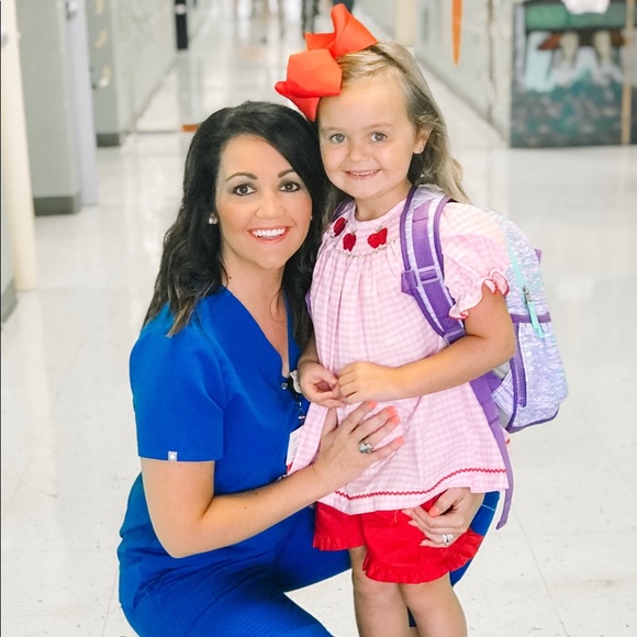 Meet your Posher, Crystal - Picture 2 of 4